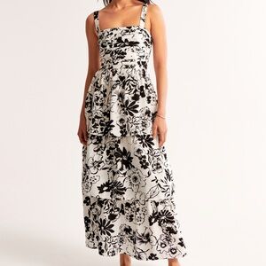Abercrombie & Fitch black + white floral Emerson tiered maxi dress